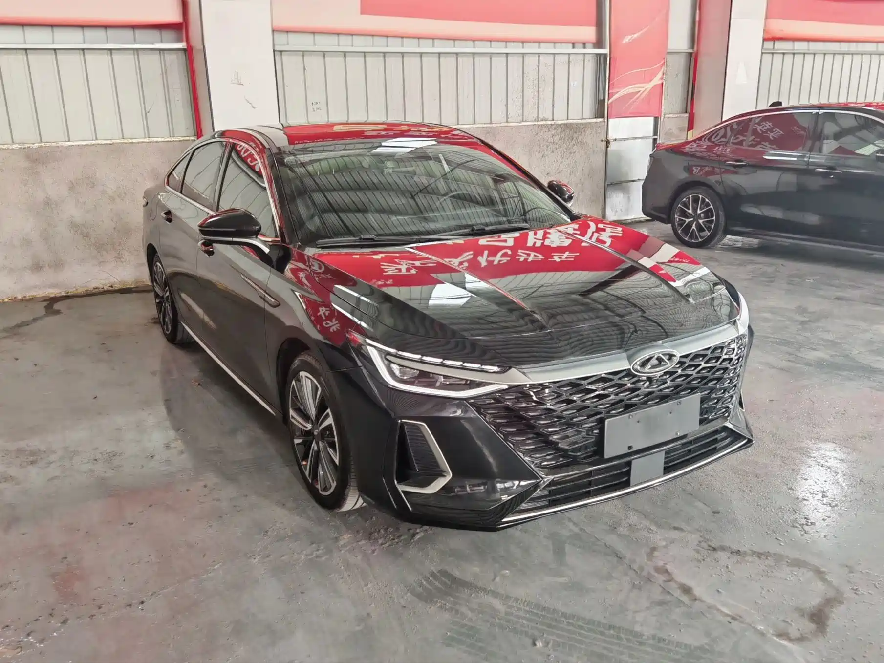 Photo 3 - Chery Arrizo 8
