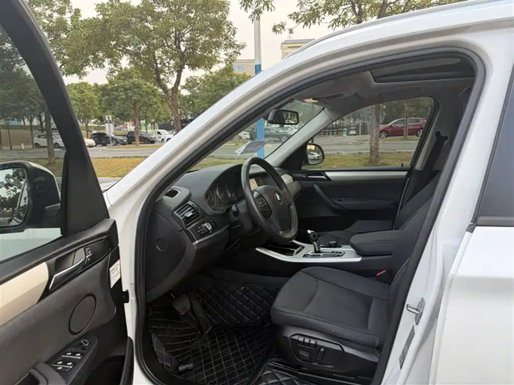 BMW X3 (Import) 2016 sDrive20i фото 11