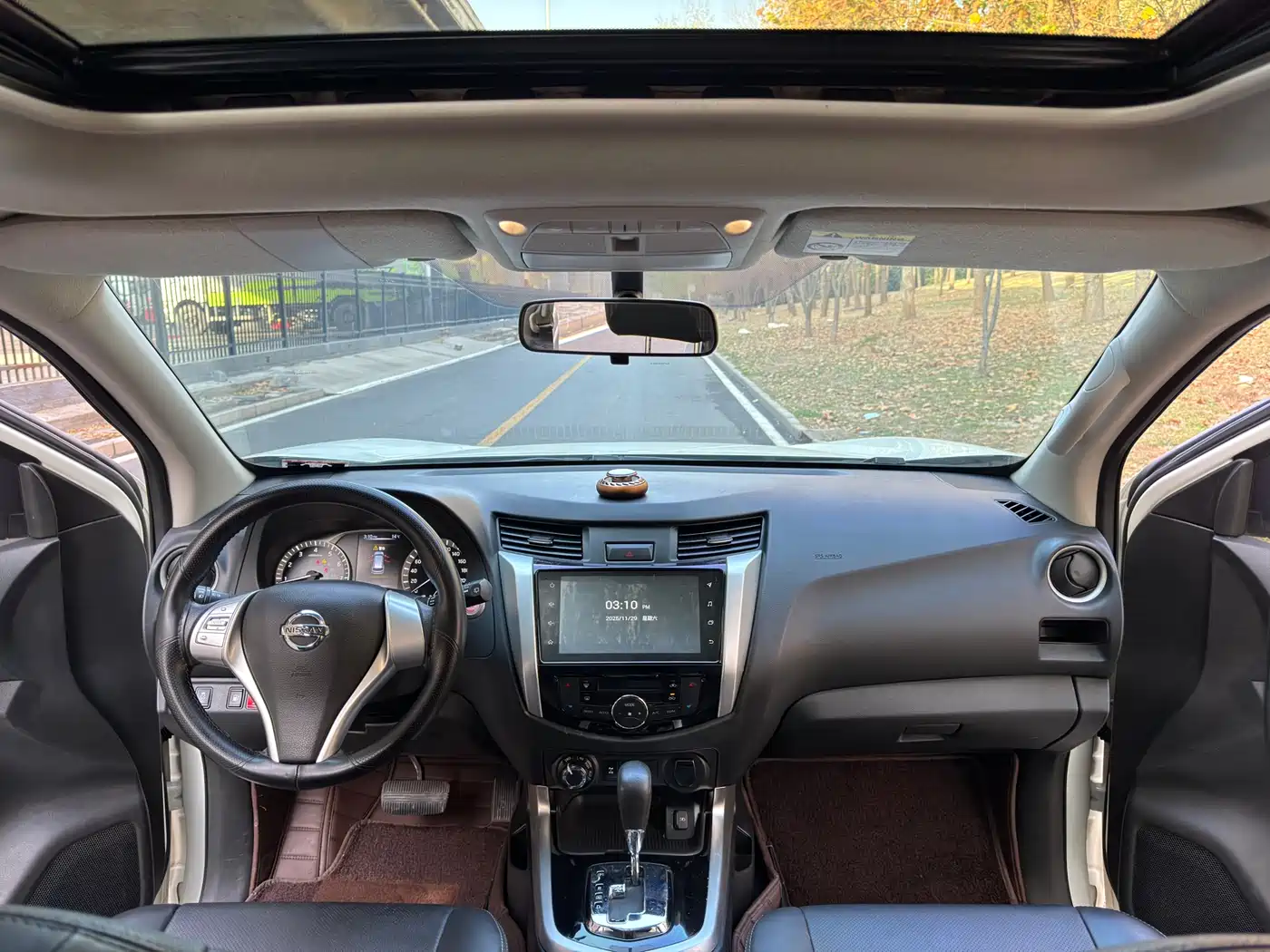 Nissan Terra 2022 2020 2.5L XL Upper 4WD Automatic Luxury Edition