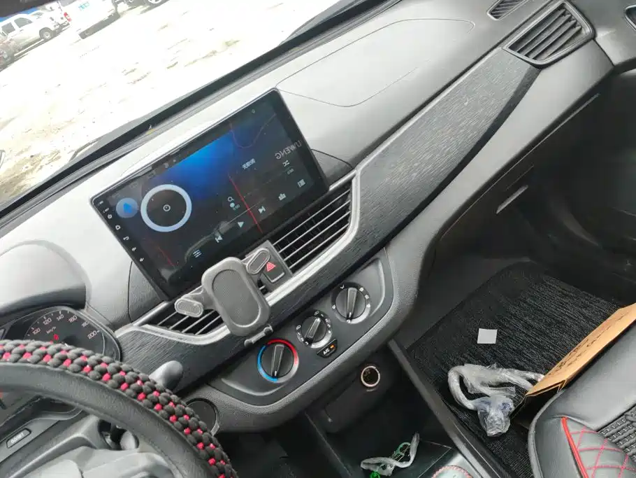 Baojun 310 2017 2016 1.2L Manual Value Edition