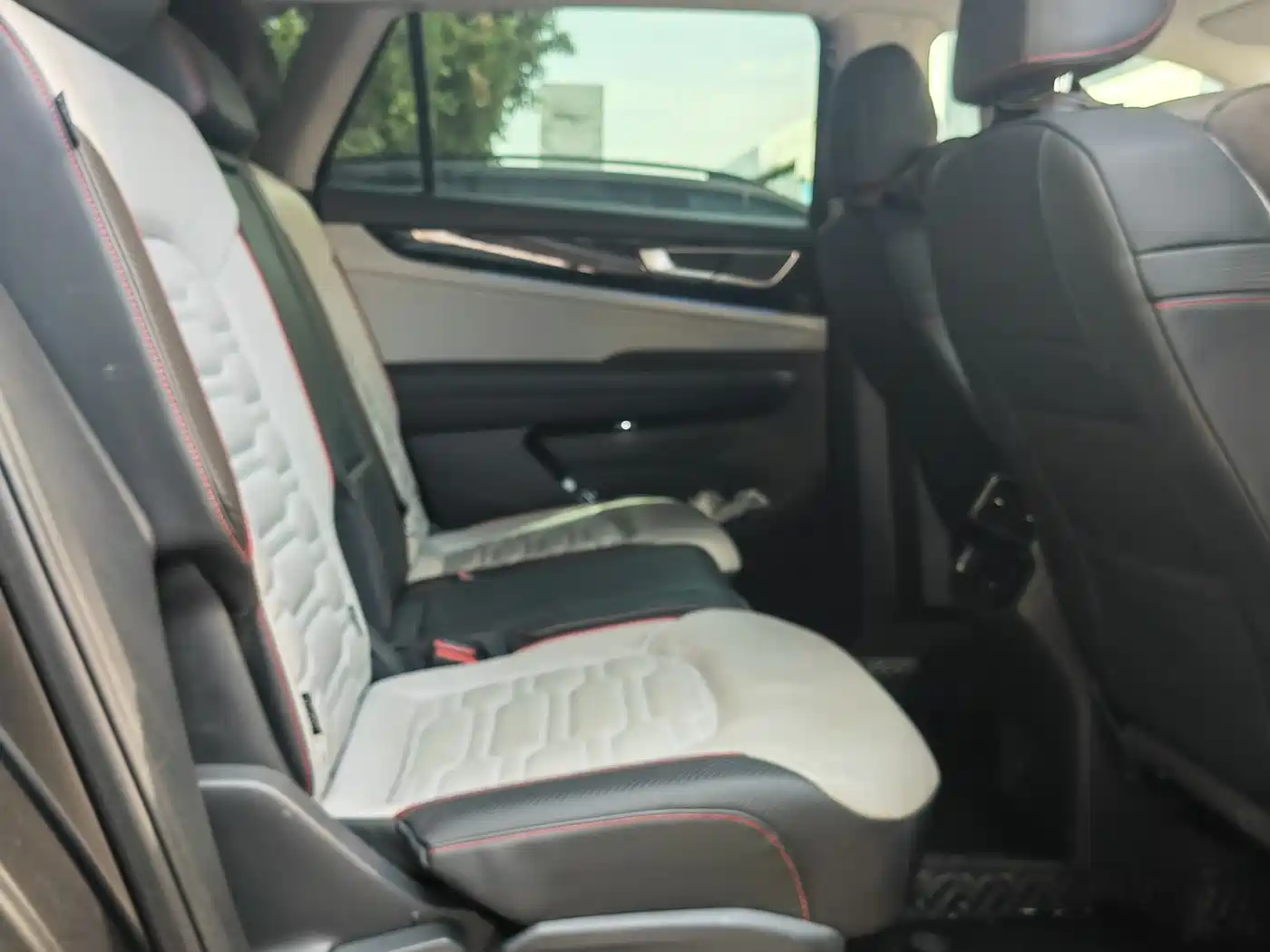 Volkswagen Teramont 2021 Teramont X 380TSI 4WD Premium Luxury Edition фото 5