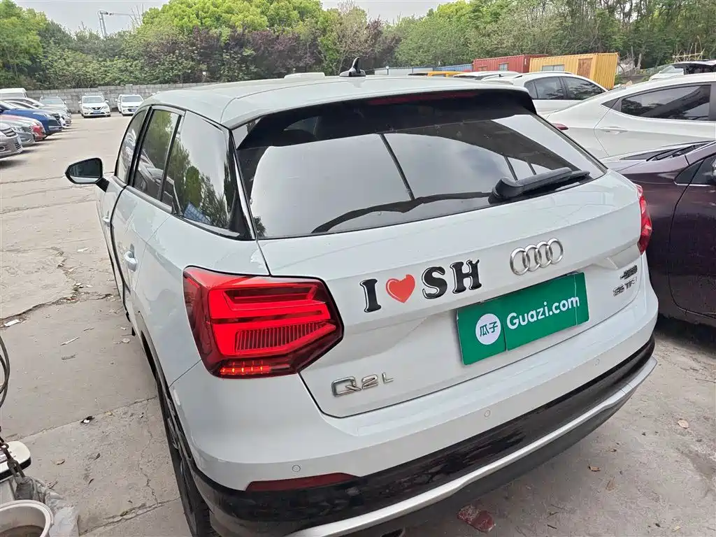 Audi Q2L 2020 35 TFSI Progressive Dynamic Model фото 5