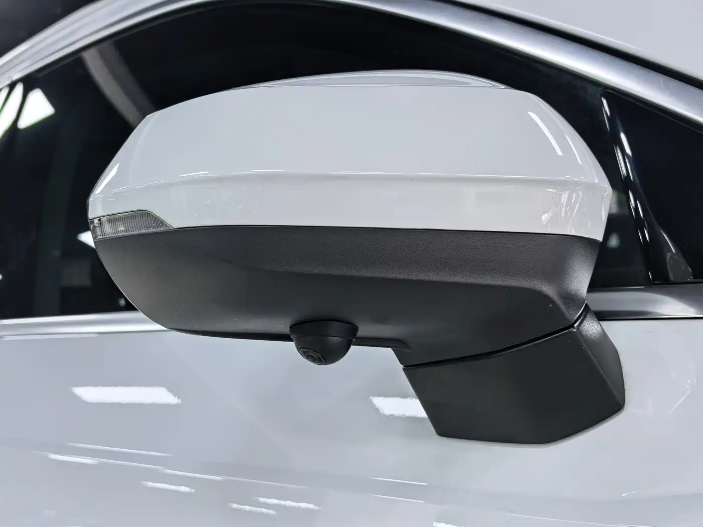 Audi Q3 2023 35 TFSI Fashion Dynamic (1.4T) фото 8