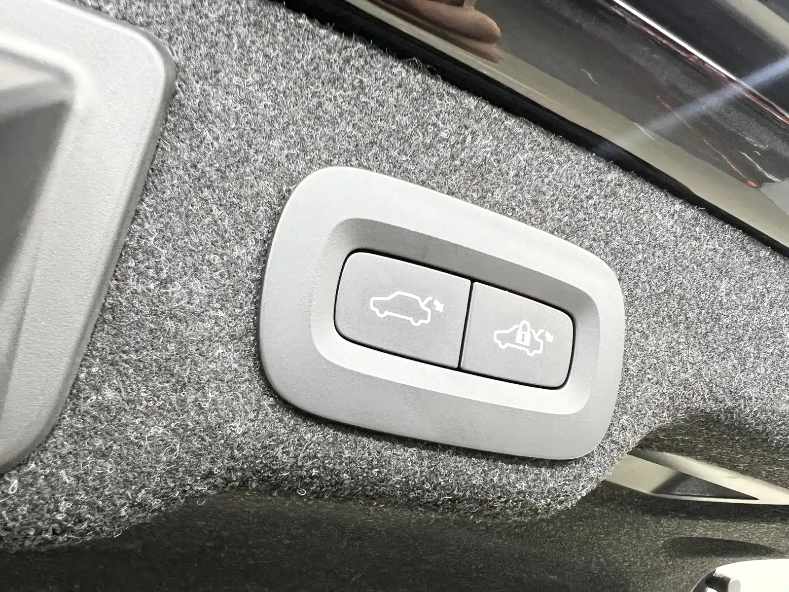 Фото 22 - Volvo S90