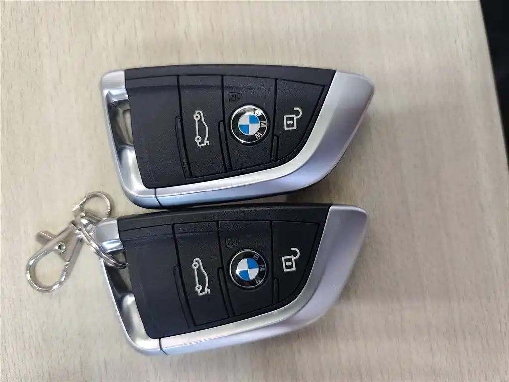 BMW X1 2016 sDrive20Li Luxury Model фото 15