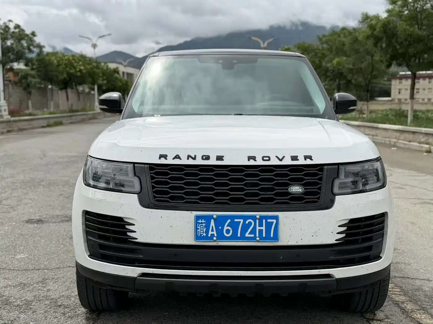 Photo 3 - Land Rover Range Rover