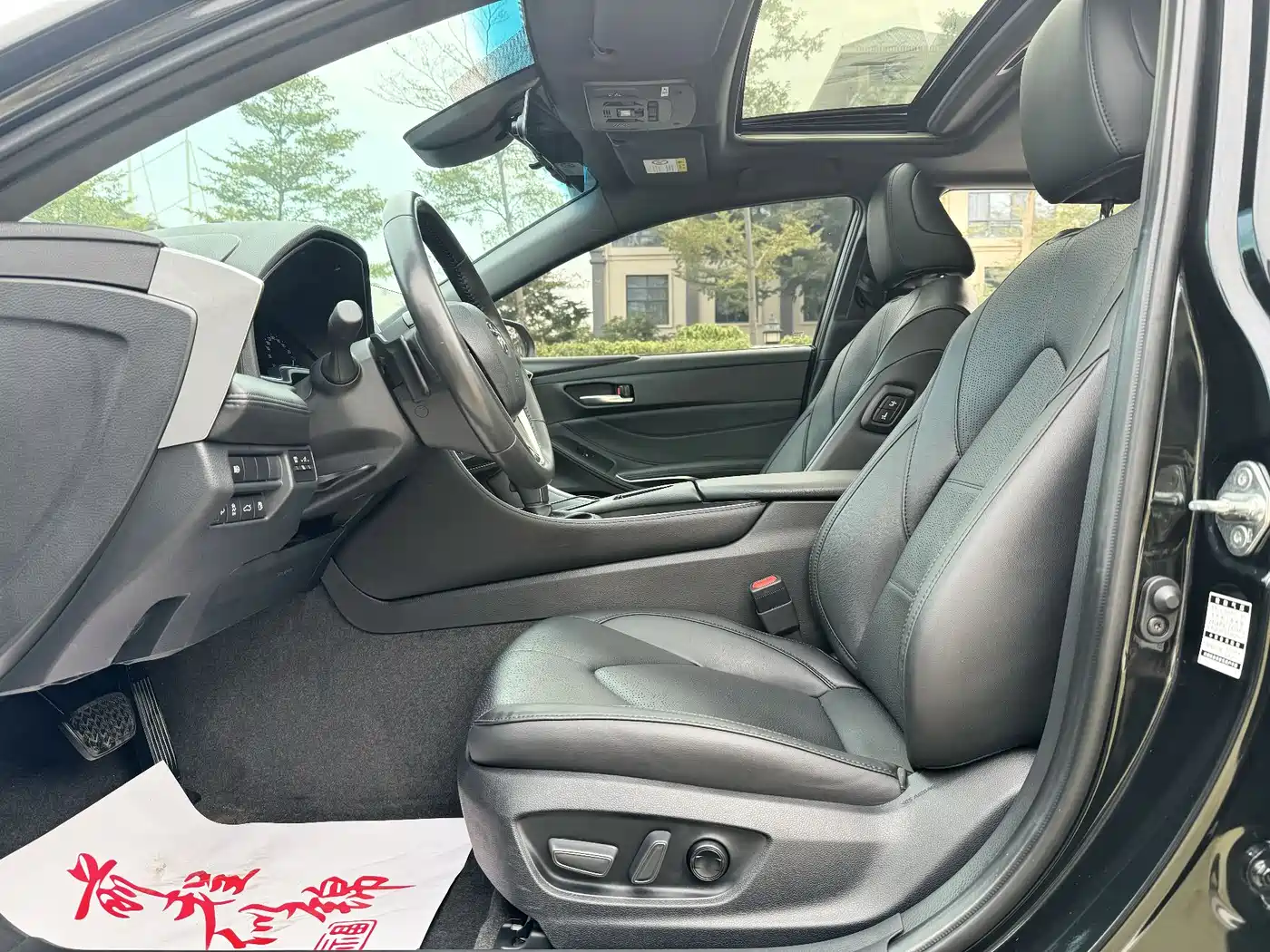 Toyota Avalon 2023 2.5L Luxury Edition фото 9