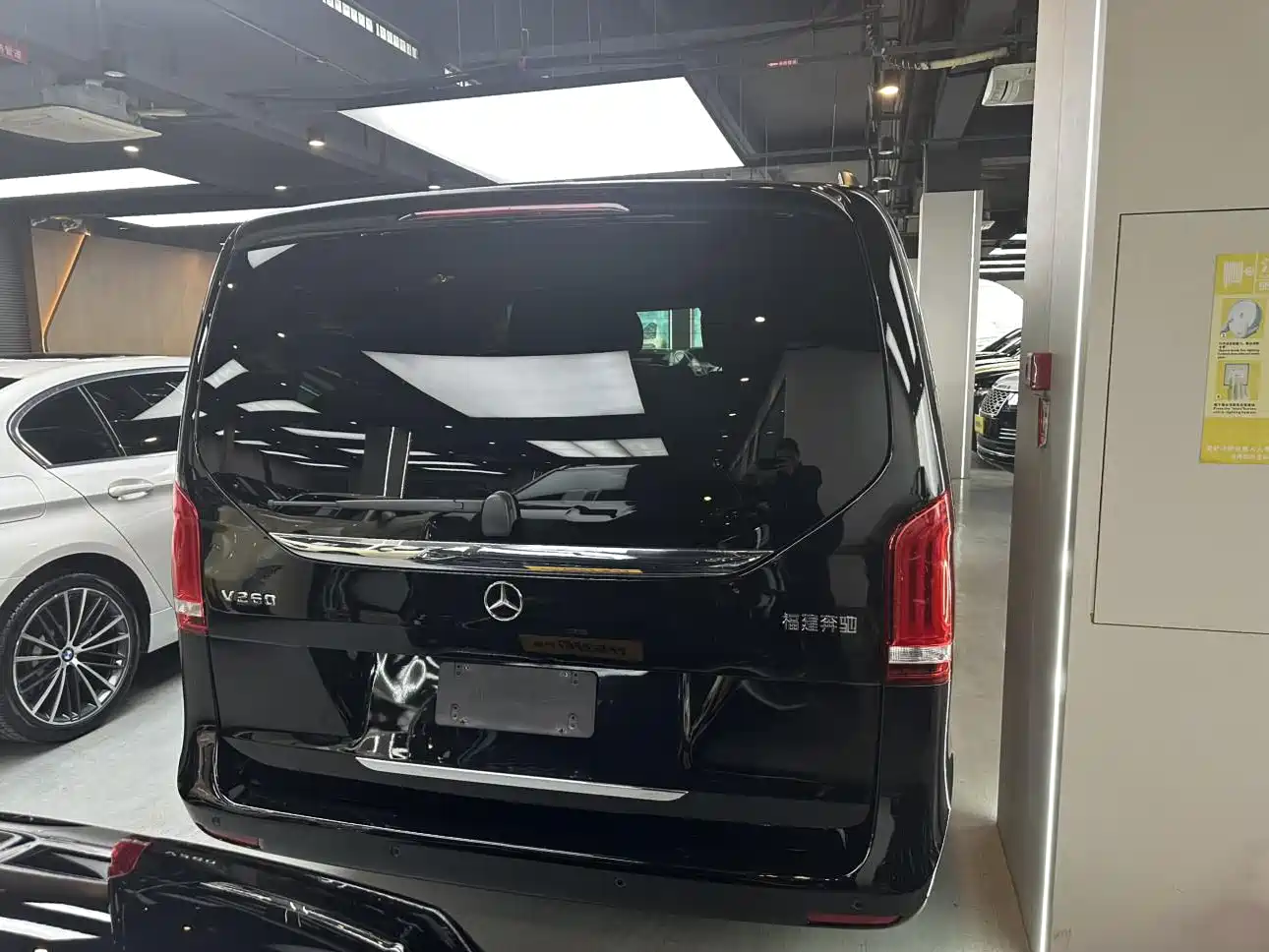 Mercedes-Benz V-Class 2020 V 260 Luxury Edition фото 4