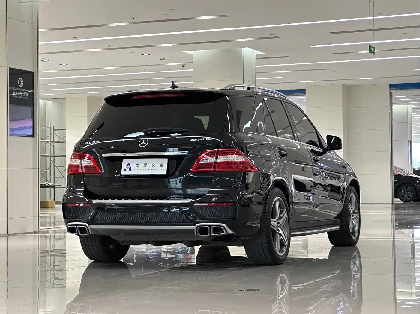 Mercedes-Benz M-Class AMG 2014 AMG ML 63 фото 7