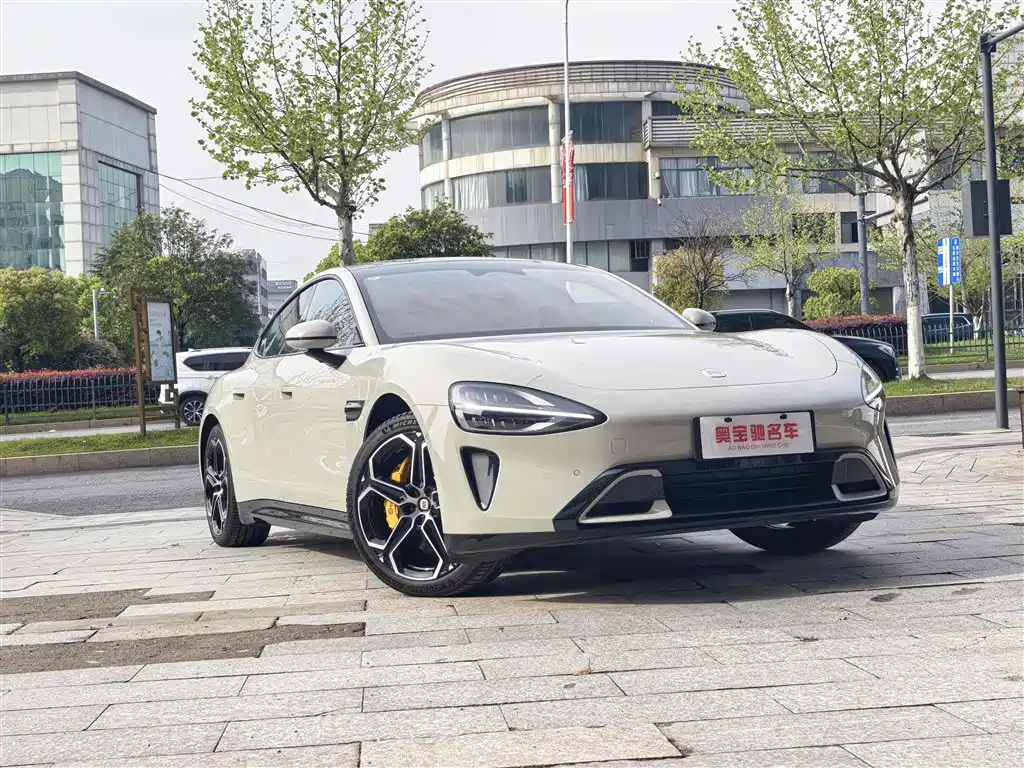 XIAOMI CAR XIAOMI SU7