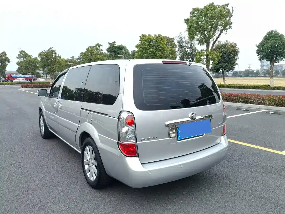 Buick GL8 2014 2.4L Classic Edition фото 4