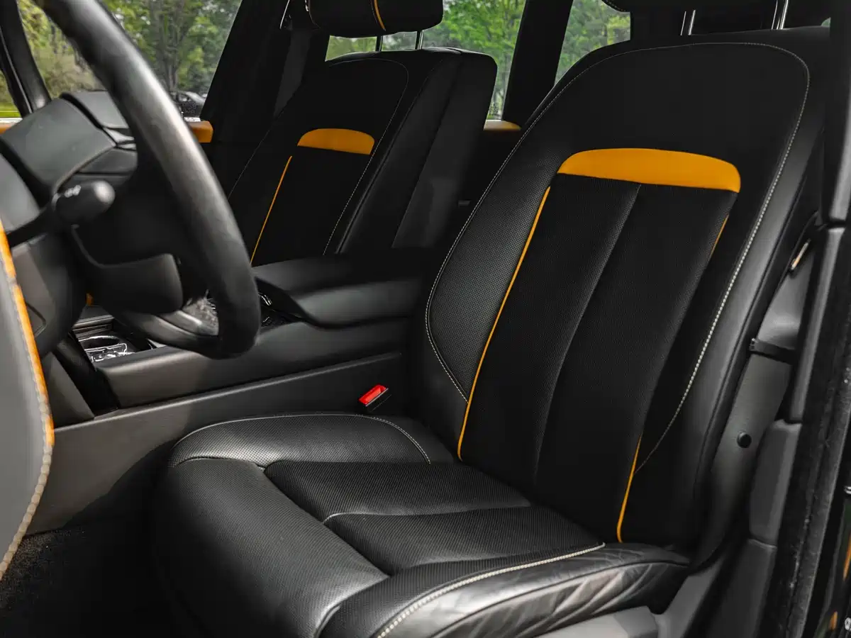 Rolls-Royce Cullinan 2020 Black Badge фото 8