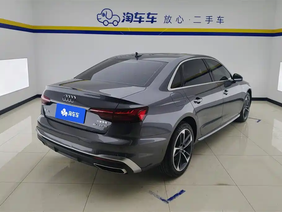 Audi A4L 2022 40 TFSI Fashion Dynamic фото 3
