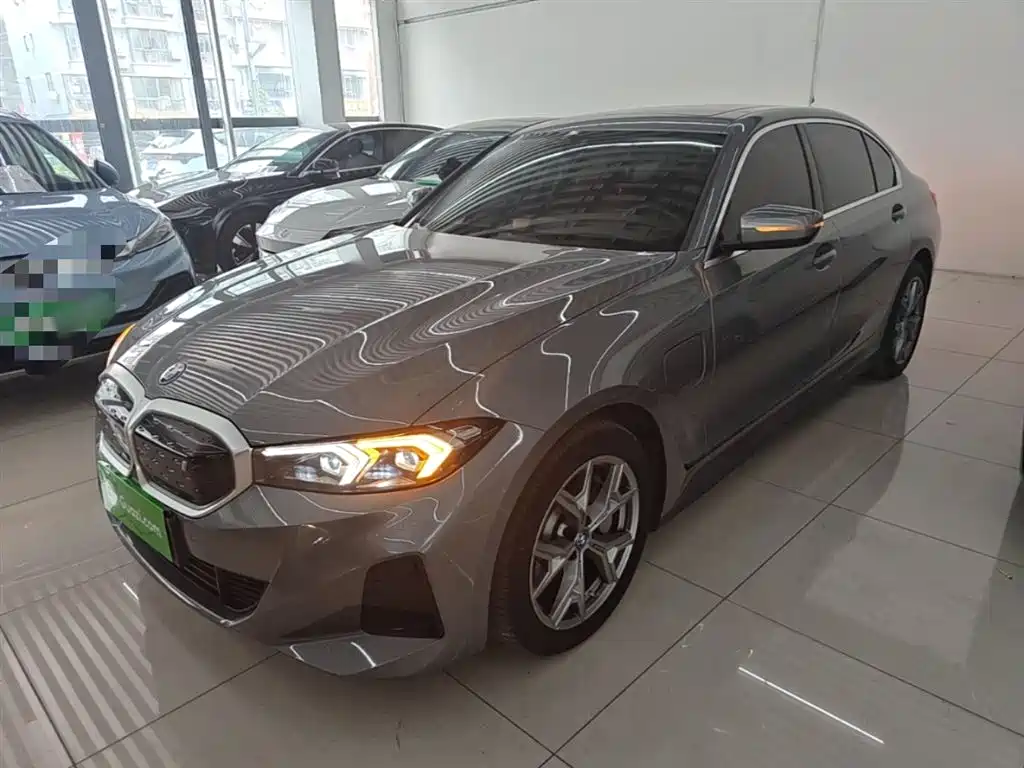 BMW i3 2024 eDrive 35 L