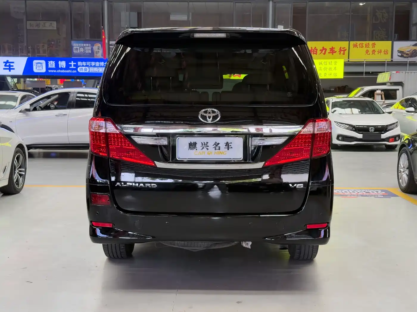 Toyota Alphard 2012 3.5L Luxury Edition фото 5