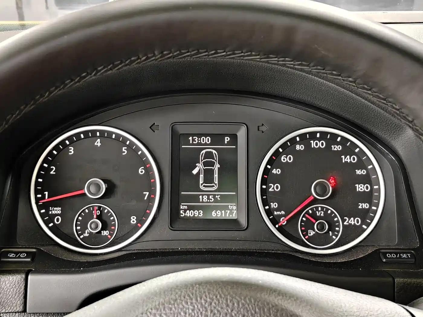 Volkswagen Tiguan 2017 300TSI Automatic 2WD Silk Road Fashion Edition фото 10