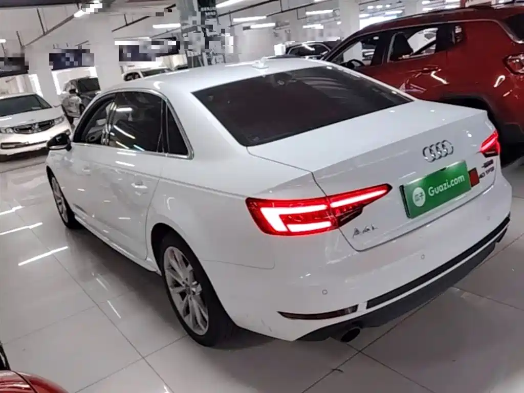 Audi A4L 2017 Plus 40 TFSI Progressive фото 5