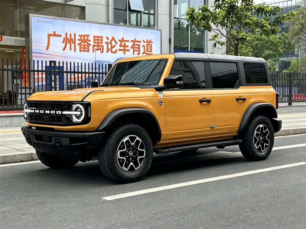 Ford Bronco 2024 2.3T Black Diamond