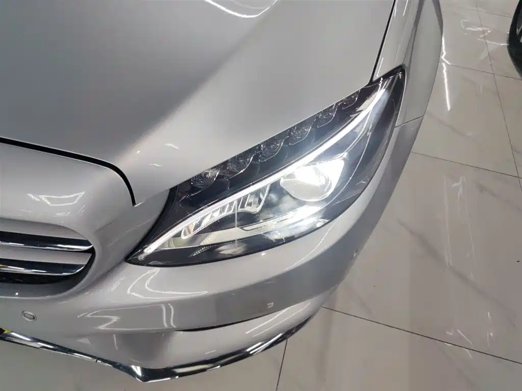 Mercedes-Benz C-Class 2015 C 200 L Sport фото 24