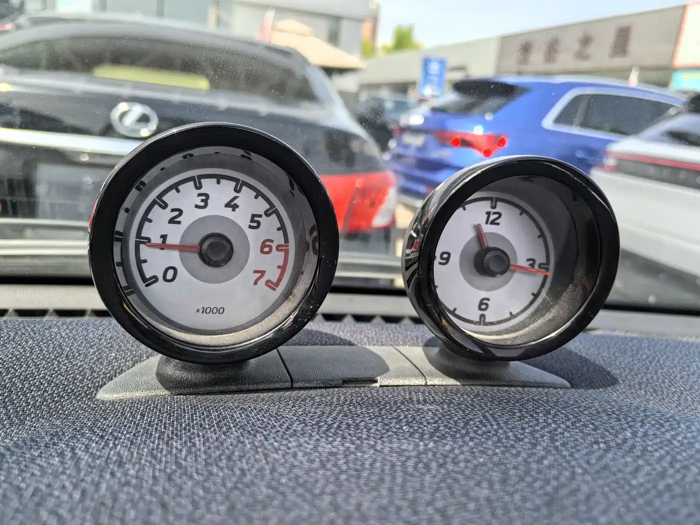 smart fortwo 2015 2014 1.0T Convertible BoConcept Special Edition