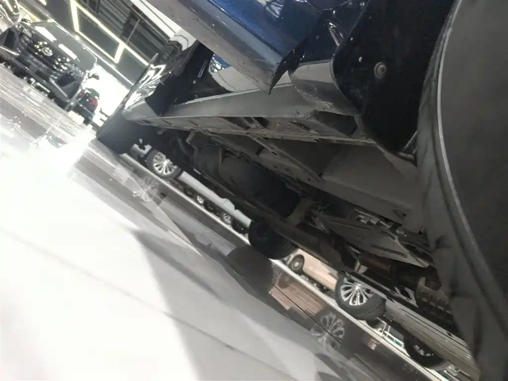 GAC Trumpchi Trumpchi M8 2021 Leading Show Series 390T Prestige Edition фото 19