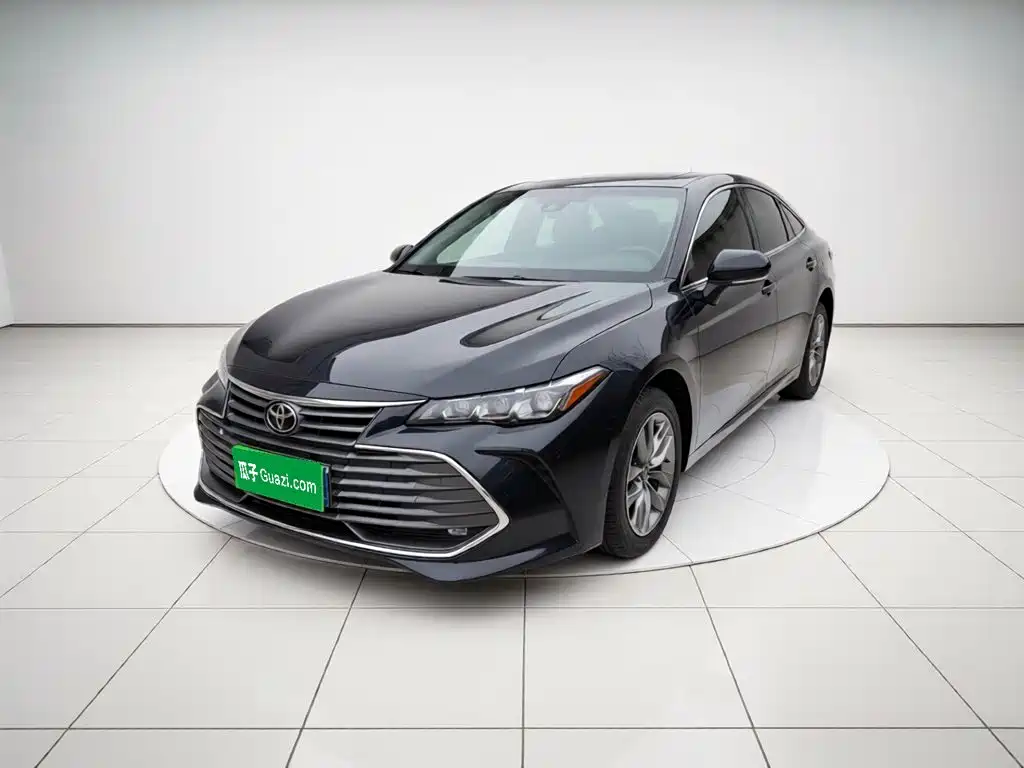 Фото 2 - Toyota Avalon