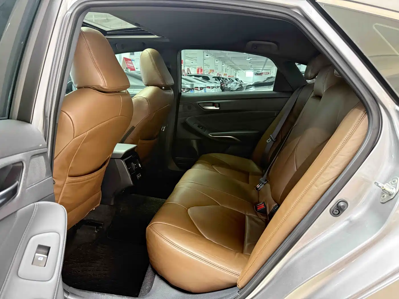 Toyota Avalon 2019 2.5L Progressive Edition China V фото 10