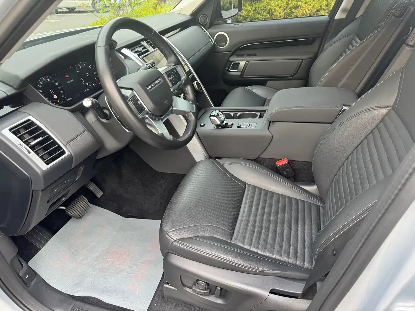 Land Rover Discovery 2024 Model 360PS S фото 3