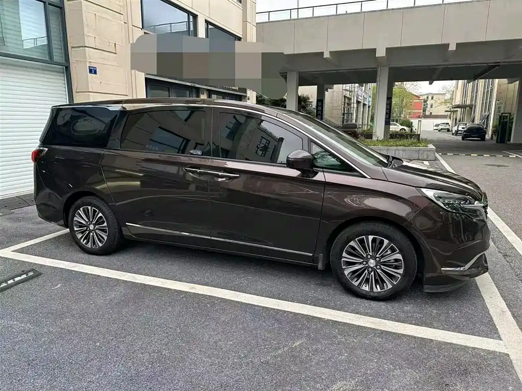Buick GL8 2021 ES Landlord 653T Flagship фото 2