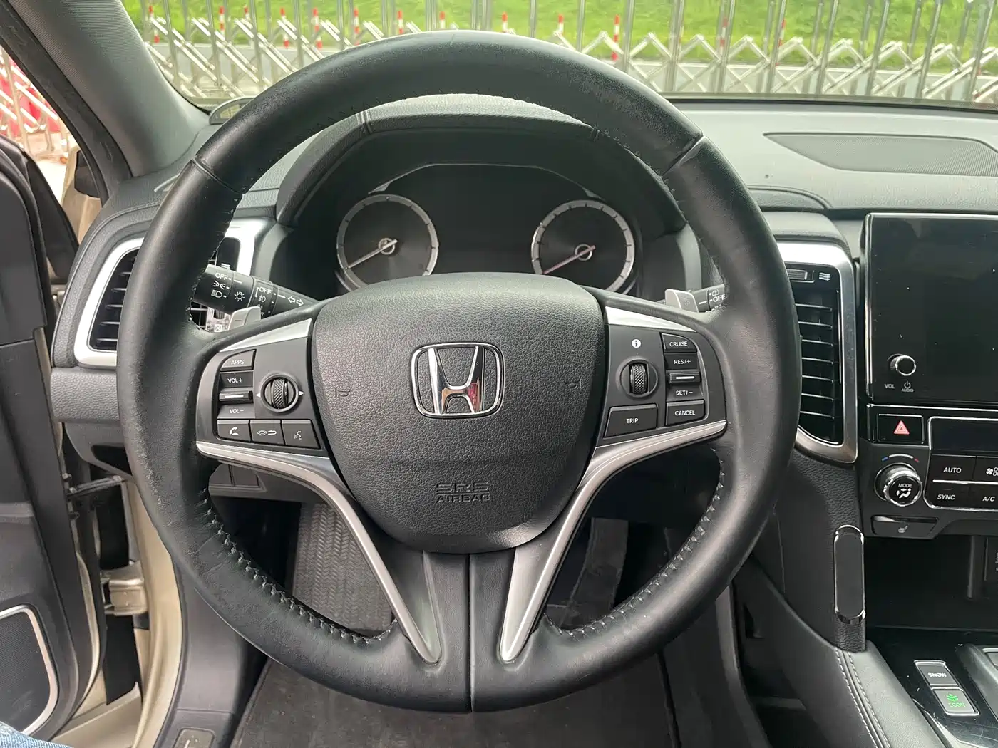 Honda UR-V 2017 2017 370TURBO 2WD Premium Edition China V