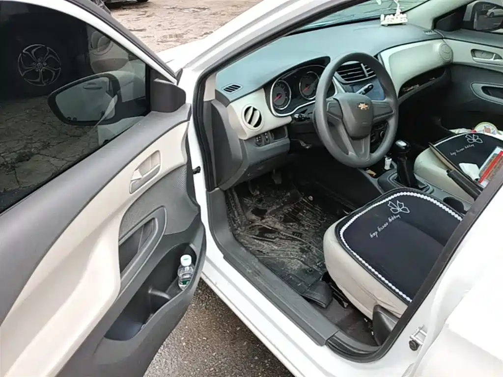 Chevrolet Sail 2015 Sail 3 1.3L Manual Cozy Edition фото 16