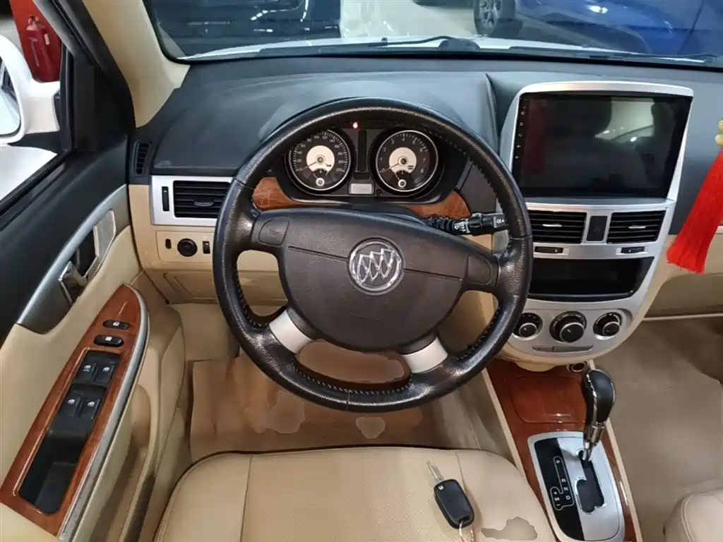 Buick Excelle 2013 1.5L Automatic Exclusive фото 11