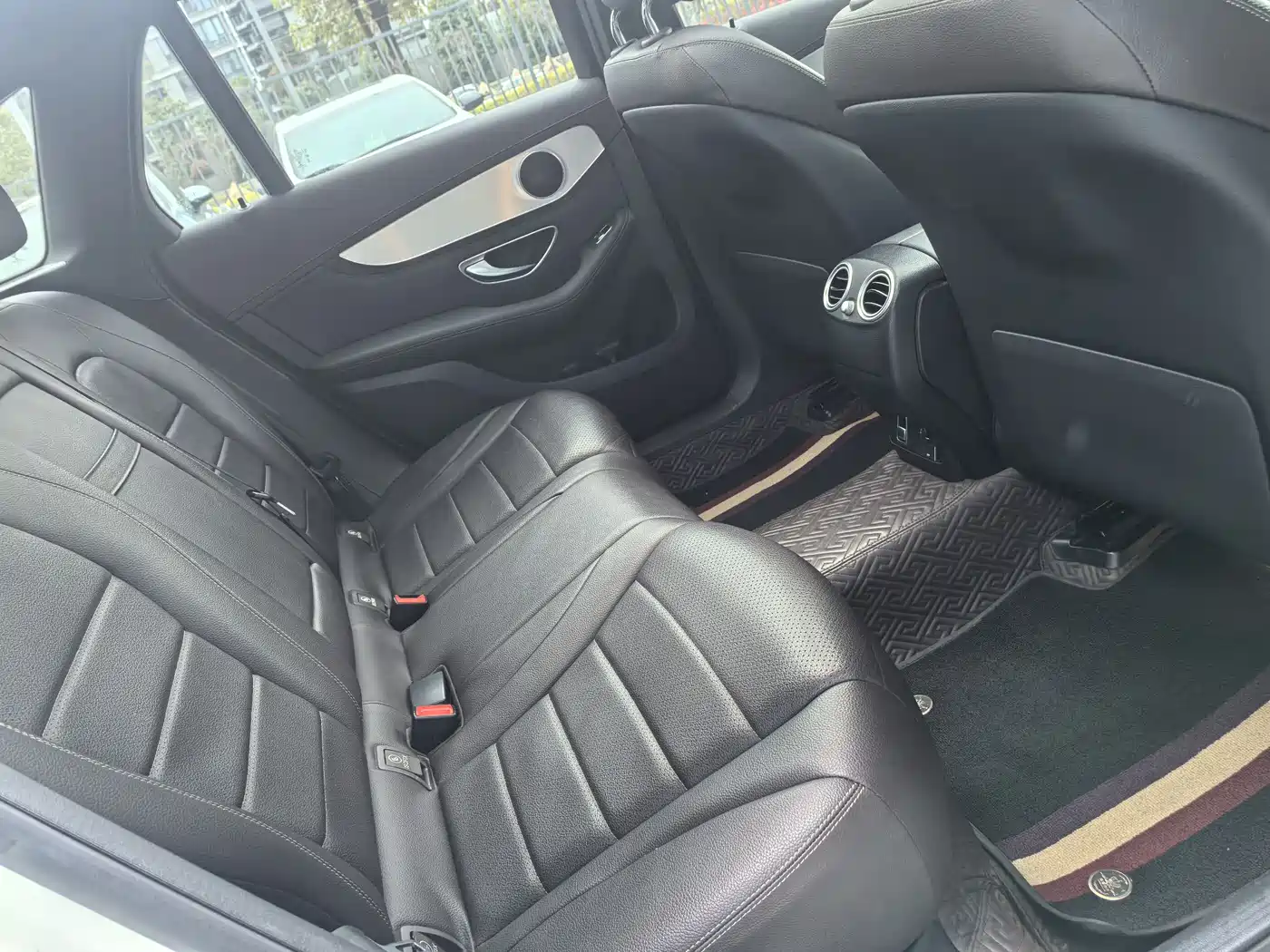 Mercedes-Benz GLC 2019 Model GLC 200 L 4MATIC фото 15