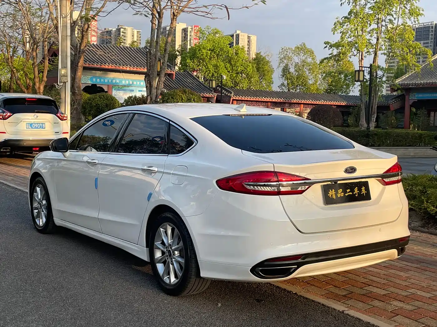 FORD MONDEO