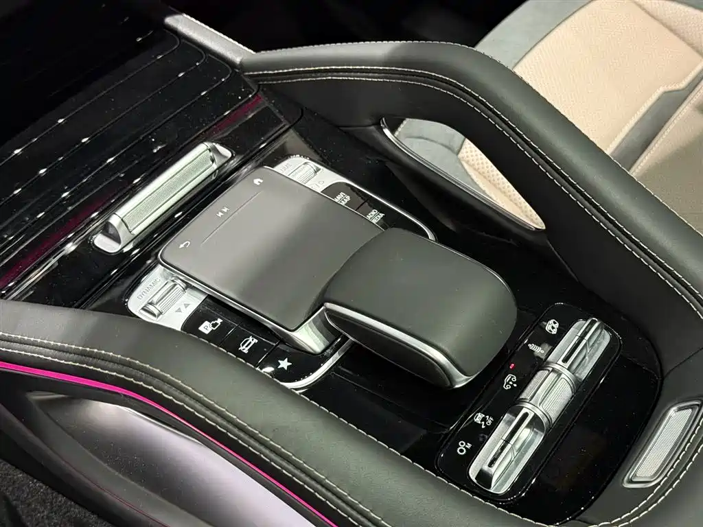 MERCEDES-BENZ GLE AMG