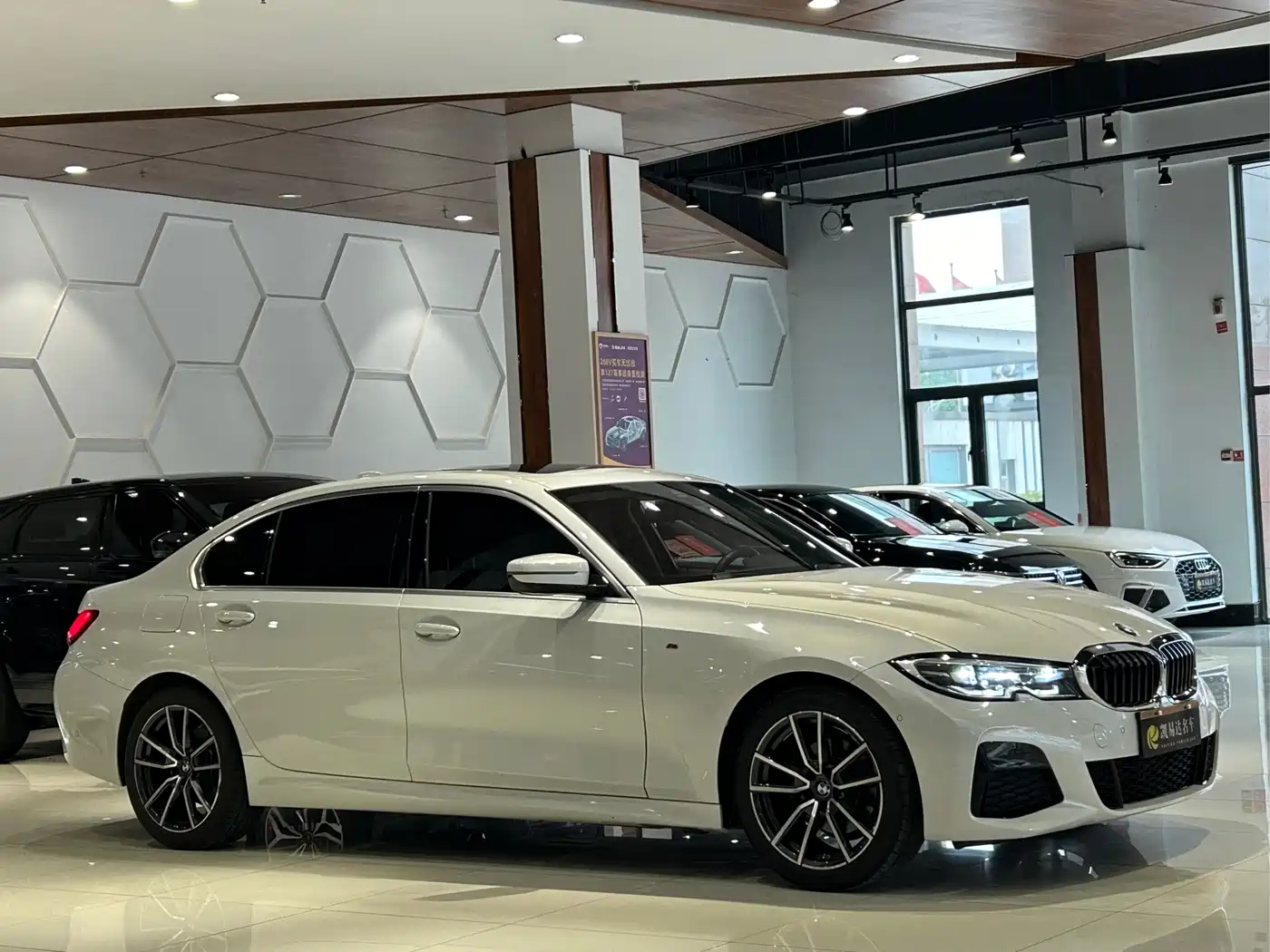 BMW 3 Series 2020 Facelift 325Li M Sport Package фото 4