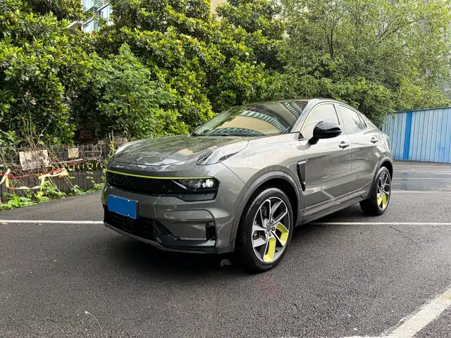 Lynk & Co 05 2022 2.0TD 2WD Shine Halo