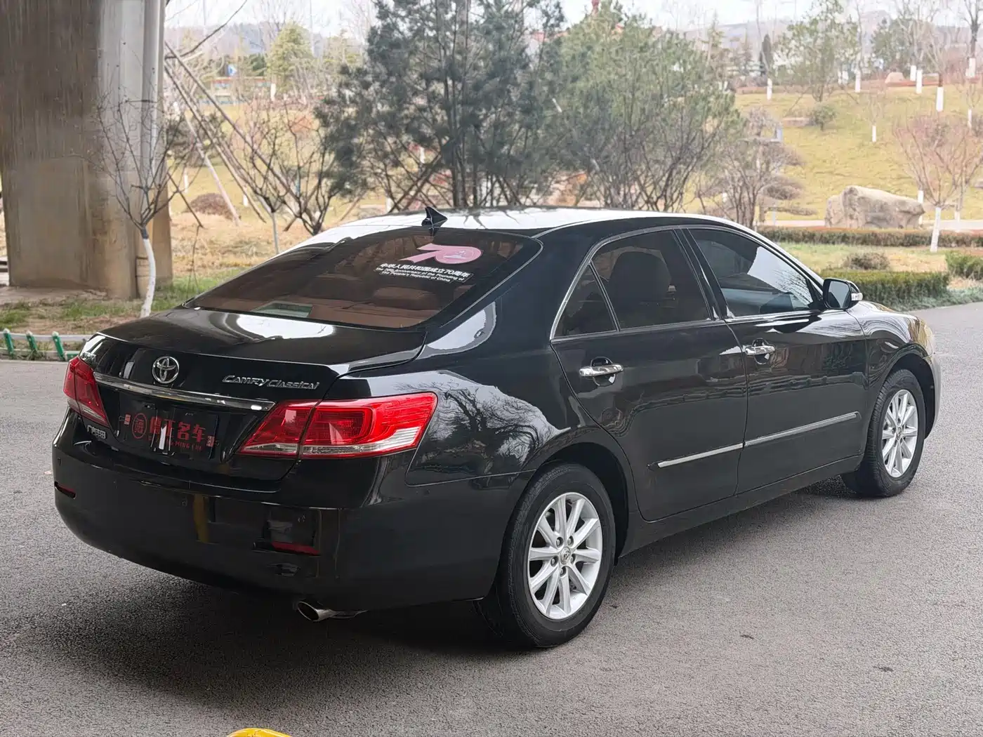 Toyota Camry 2013 200G Classic Luxury Edition фото 5