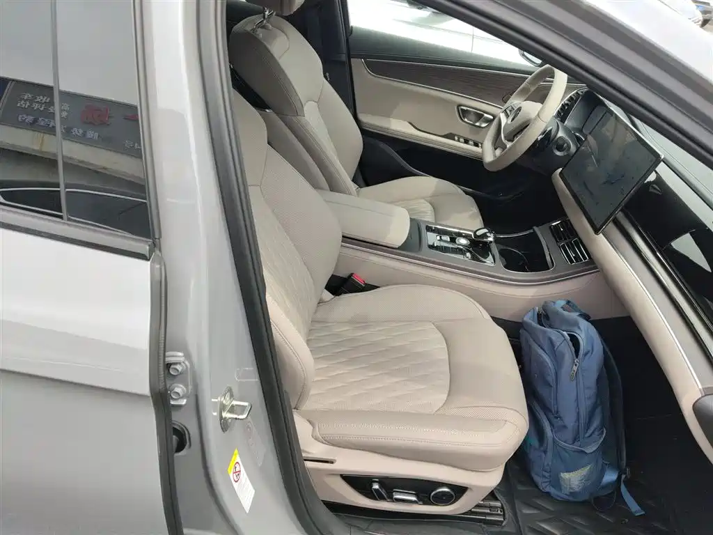 BYD Han 2025 DM-i Smart Driving Edition 125KM LiDAR Flagship фото 25