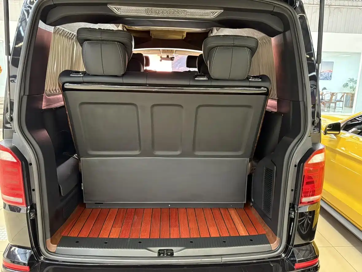 Volkswagen Caravelle 2018 2.0TSI 4WD Luxury Edition 7-Seater фото 41
