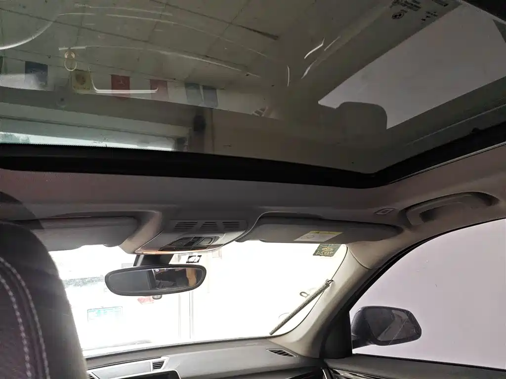 BMW X1 2016 sDrive20Li Luxury Model фото 18