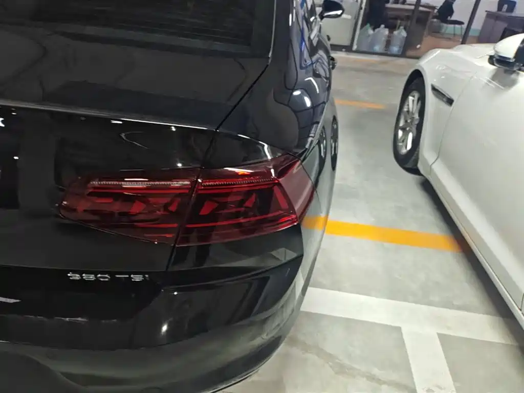 Volkswagen Magotan 2023 2 Million Units Commemorative Edition 280TSI DSG Comfort фото 8