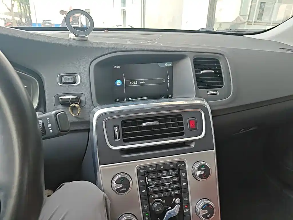 Volvo S60 2015 2015 S60L 2.0T Smart Vision