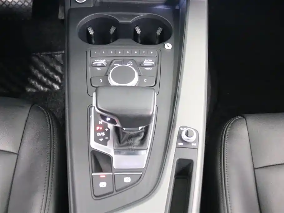 Audi A4L 2019 40 TFSI Progressive (China VI) фото 9