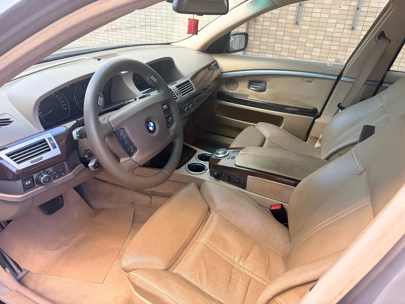 BMW 7 Series 2005 Model 740Li фото 4