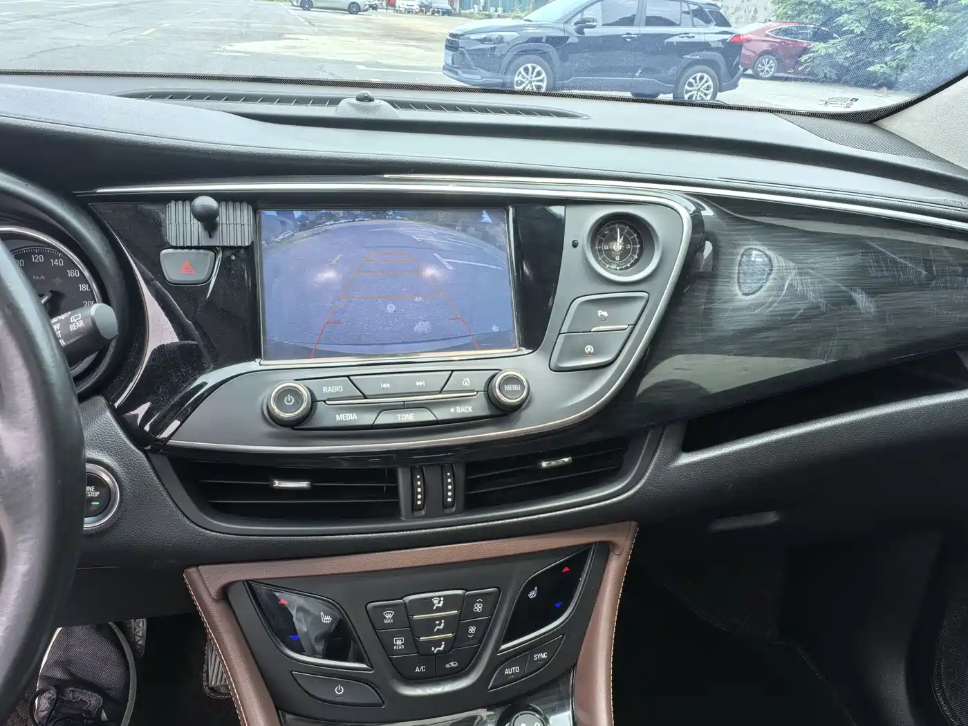 Photo 23 - Buick Envision Plus