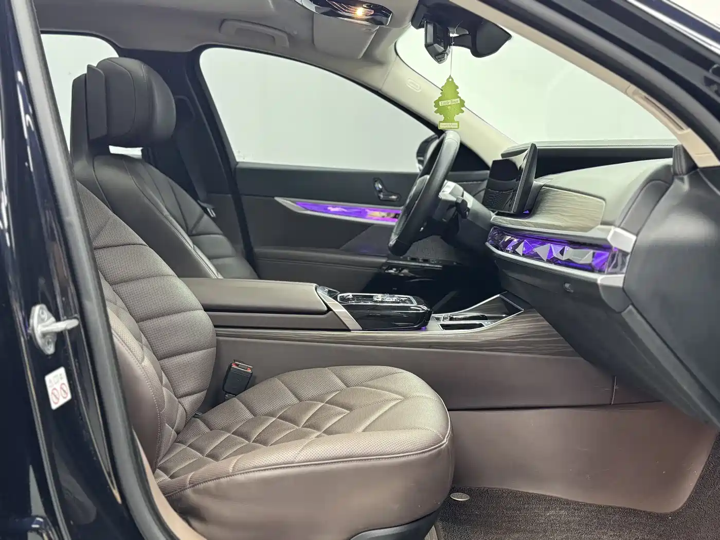 BMW i7 2023 eDrive50L Leading M Sport Package фото 22