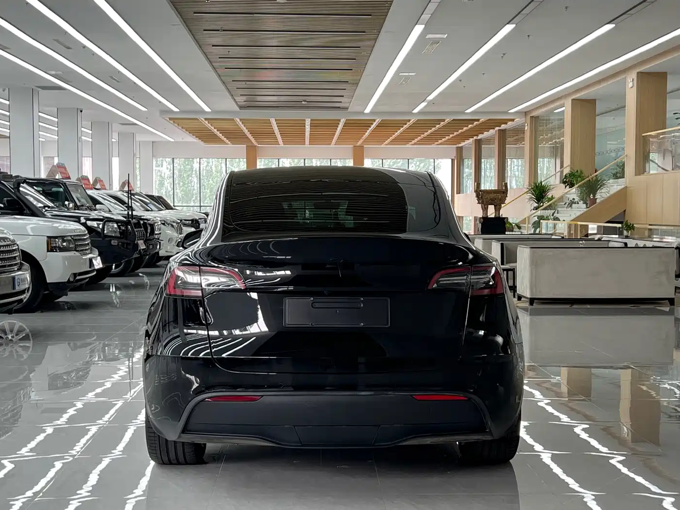 Фото 4 - Tesla Model Y