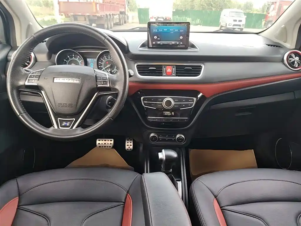 Haval H1 2017 Blue Label 1.5L AMT Luxury фото 10