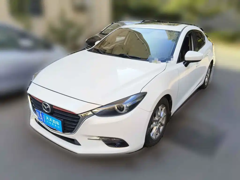 Photo 1 - Mazda Mazda 3